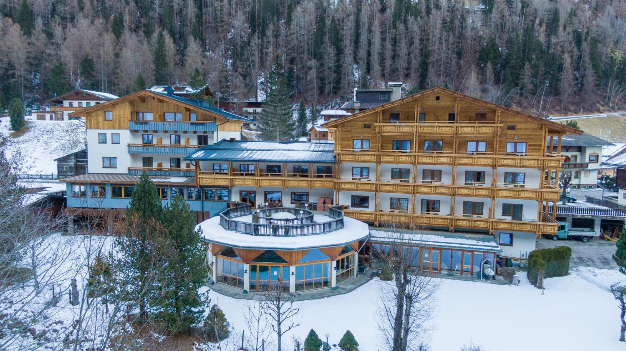 Hotel Kaerntnerhof Heiligenblut Exterior photo